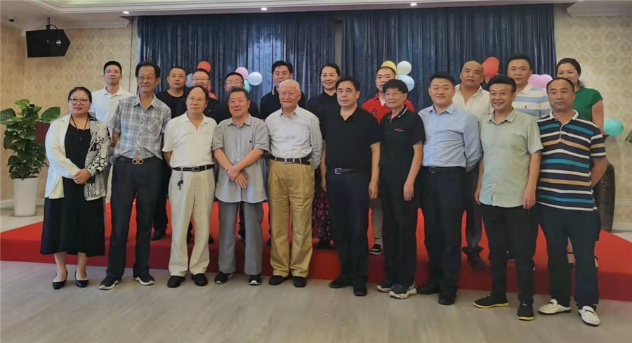 图片8.jpg 图片8.jpg